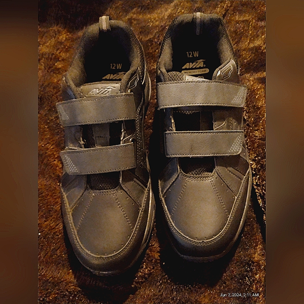 Avia Mens shoes